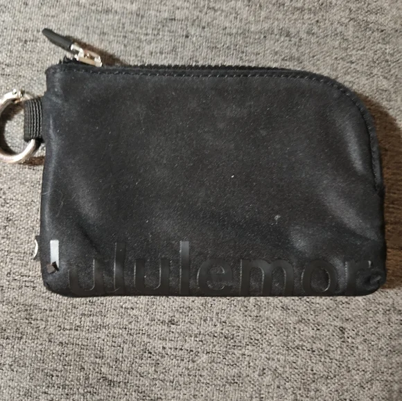 Lululemon Clipable Card Pouch - Picture 5 of 7